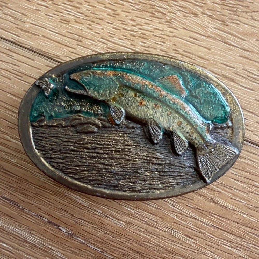 Vintage 1981 Chad Mfg Corp Brown Trout Brass Belt Buckle Fishing Teal Buckle